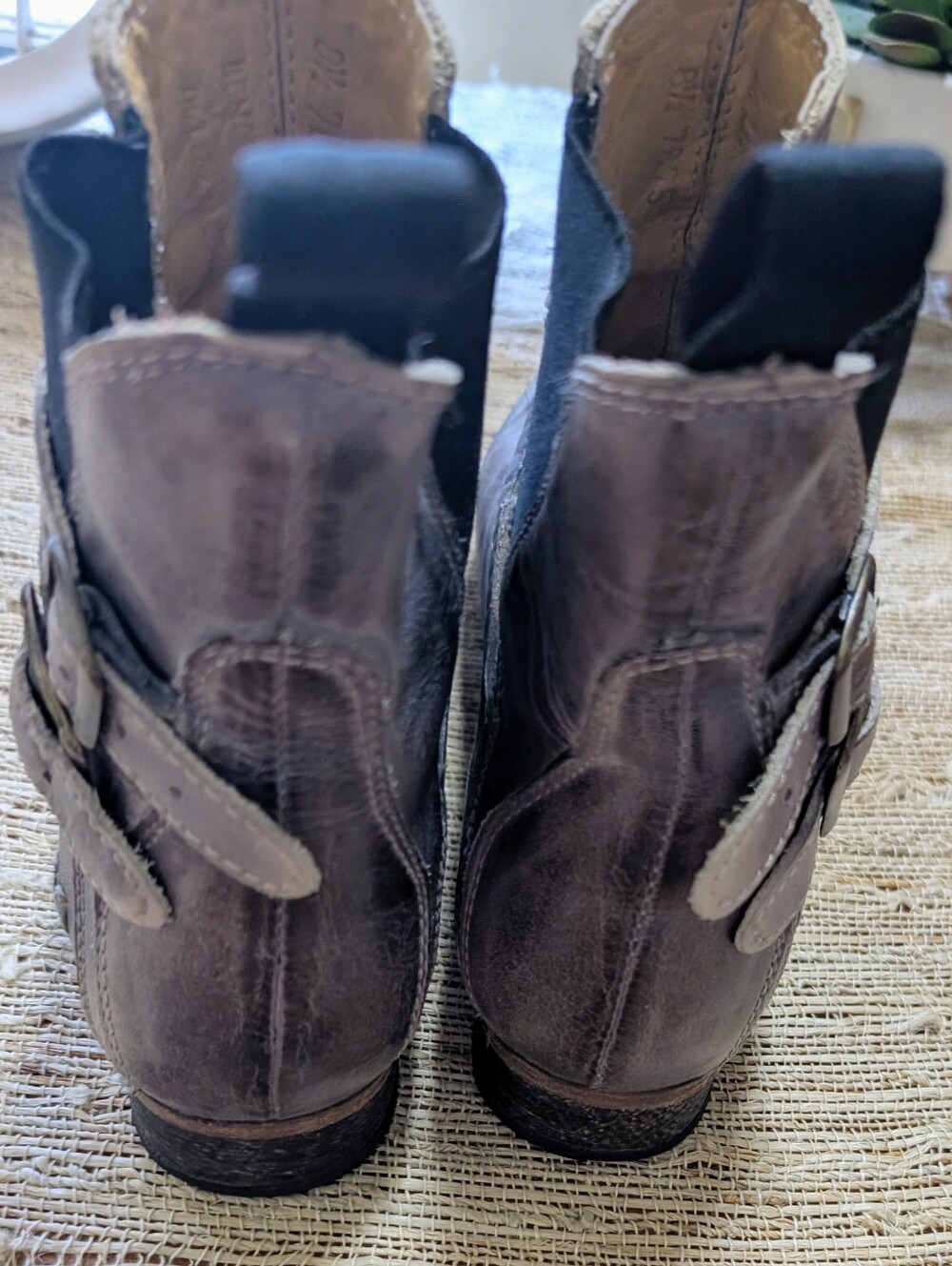 Bed Stu Gray Ravine Pointed Toe Ankle Boot - Picture 5 of 7